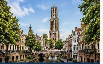 Utrecht, Netherlands — Oudegracht canals and city centre